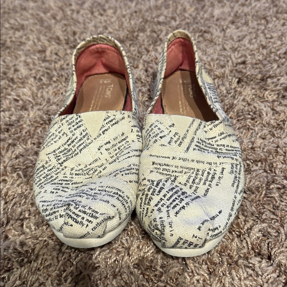 TOMS Women's Cream Flats
